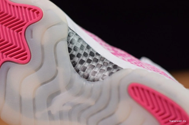 Pink Low Jordan Snakeskin 11 AH7860-106 Air WMNS 1013